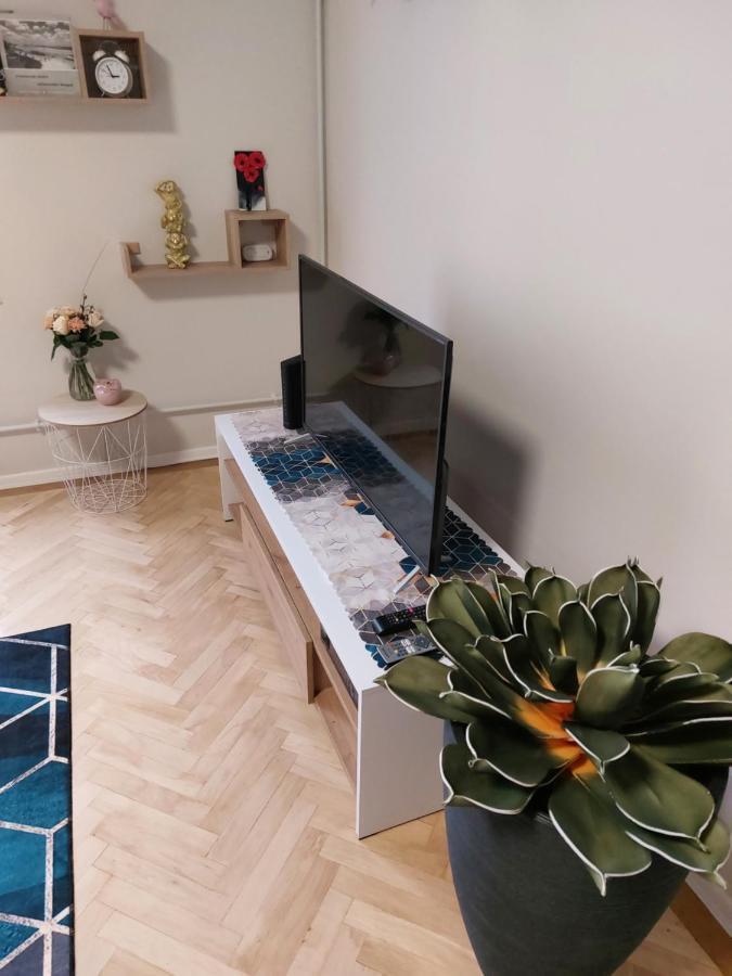 Fand Center Apartman Luxury Szegedin Exterior foto