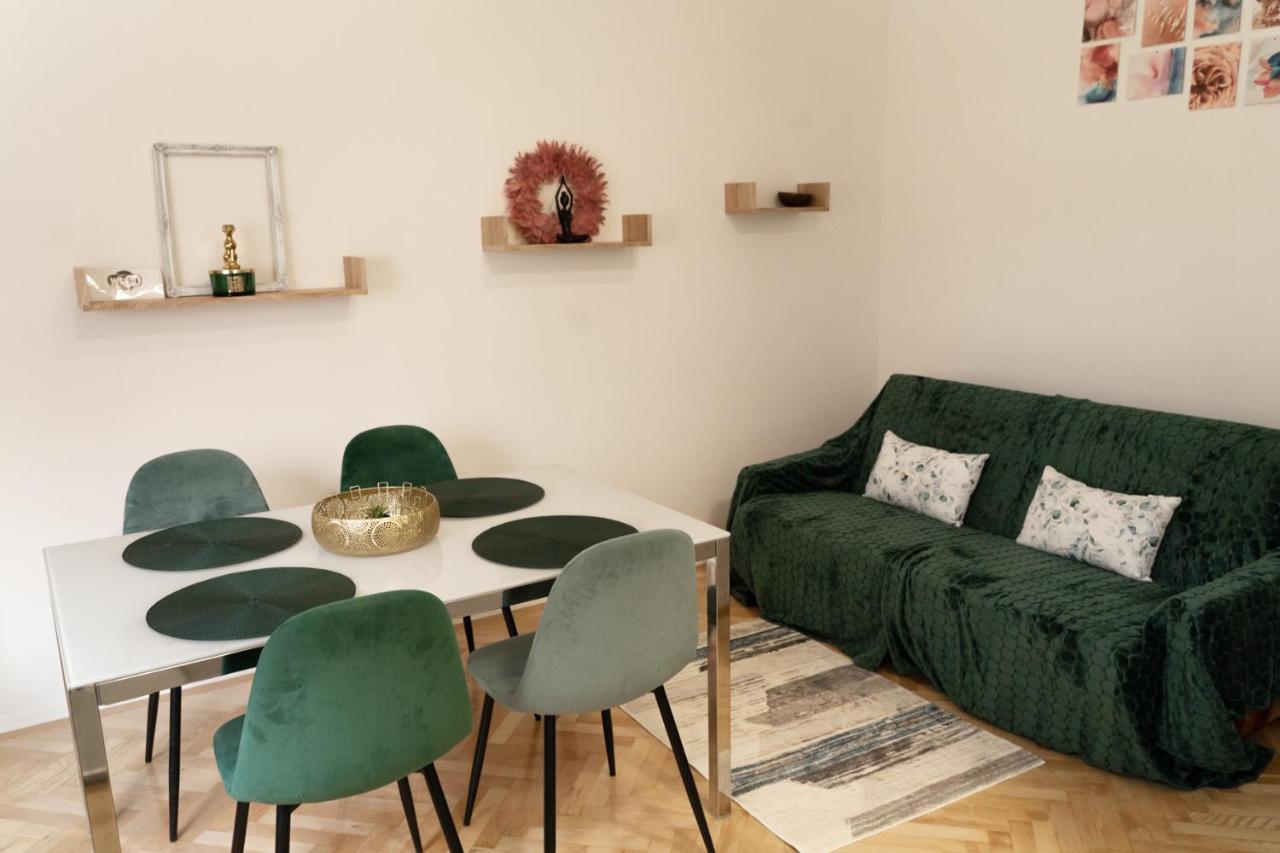 Fand Center Apartman Luxury Szegedin Exterior foto