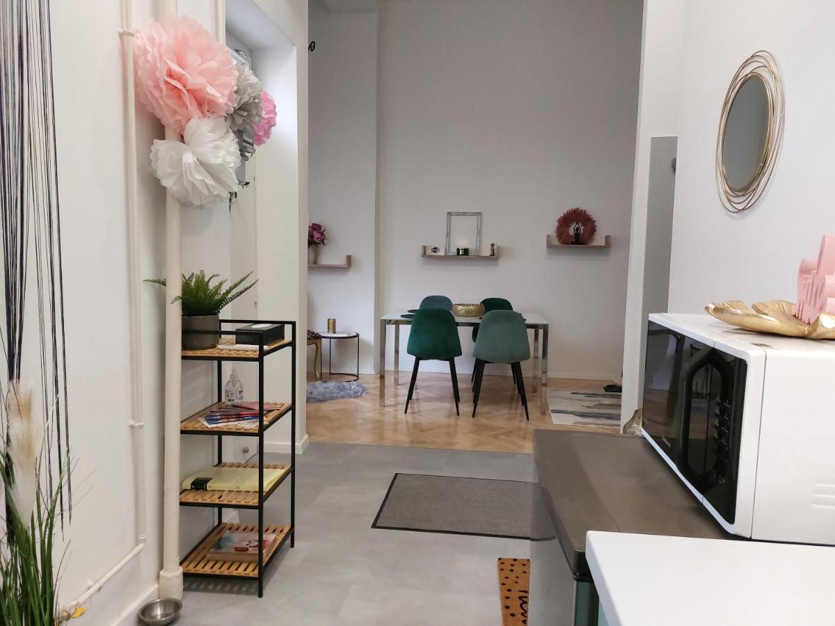 Fand Center Apartman Luxury Szegedin Exterior foto